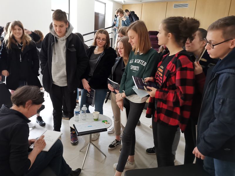 Auteurs en lycée 2020-21 : ouverture des inscriptions