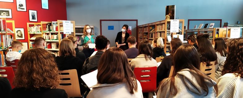 Julie Ewa rencontre au Lycée Yourcenar d'Erstein