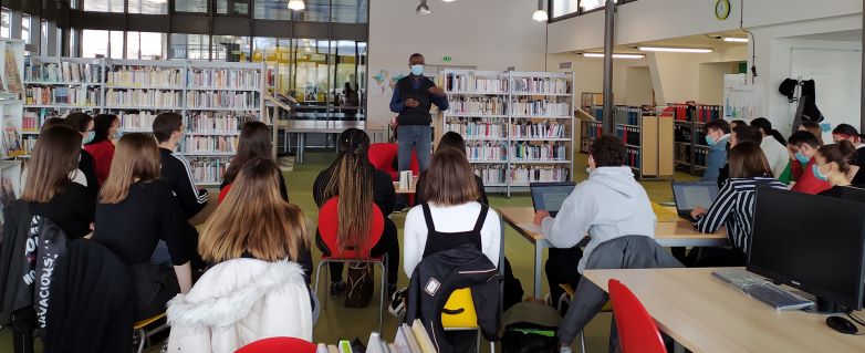 Louis-Philippe Dalembert au lycée Jacques-Marquette de Pont-à-Mousson